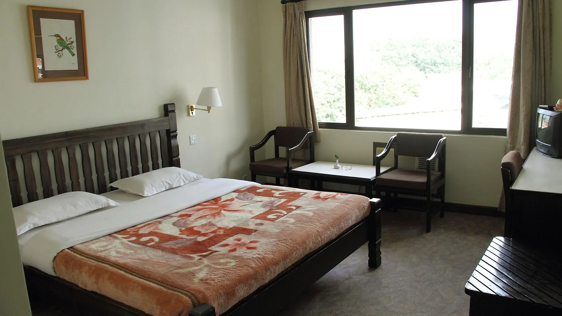 Hotel Holy Himalaya Катманду