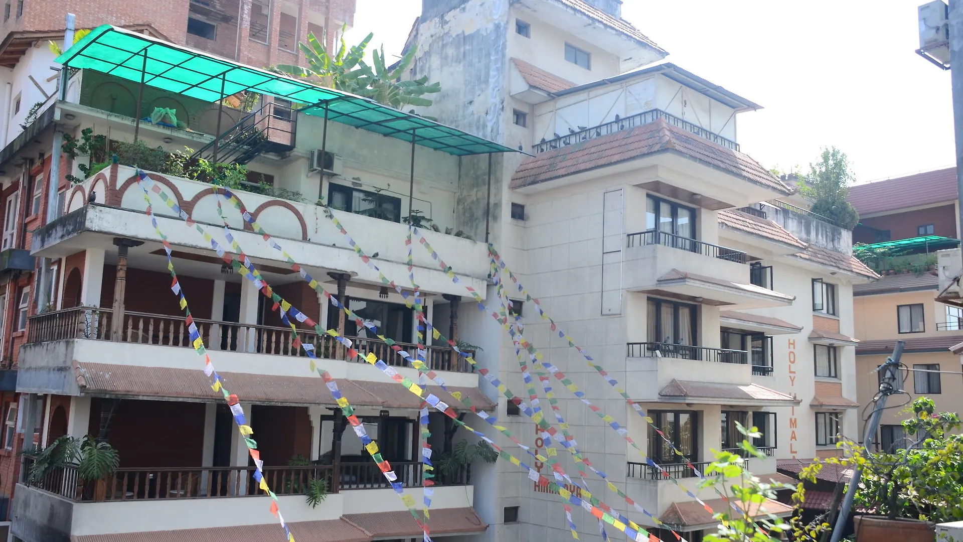 Hotel Holy Himalaya Катманду